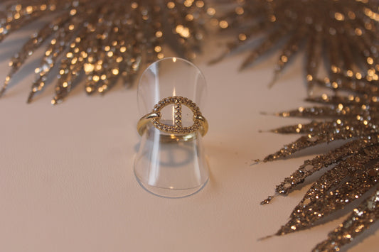Anel 'Círculo Dourado'