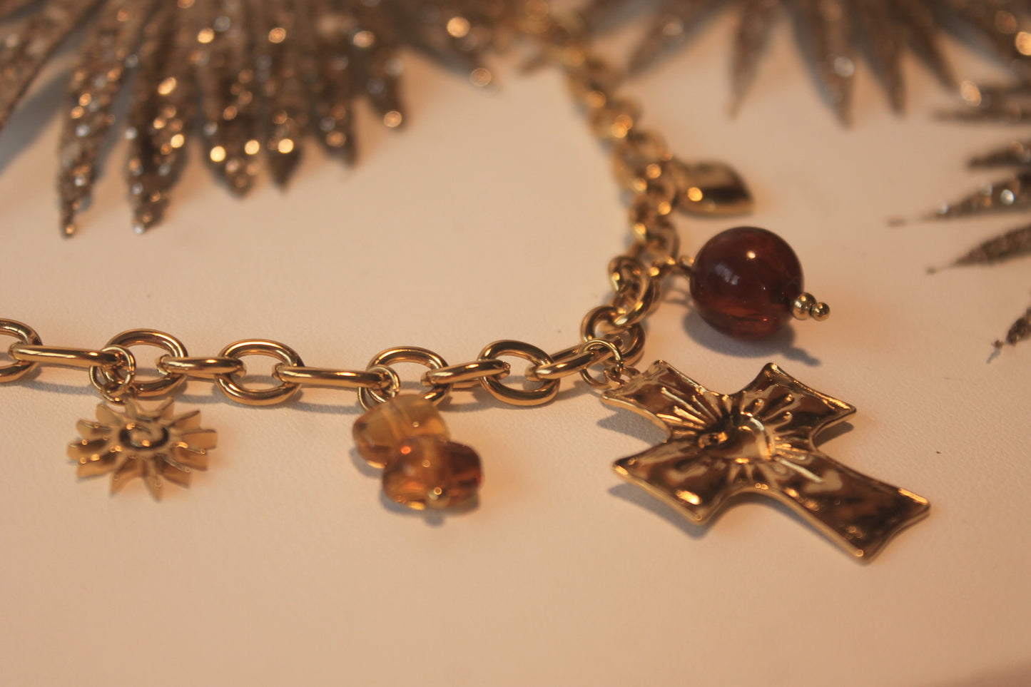Colar 'Charms Cruz'