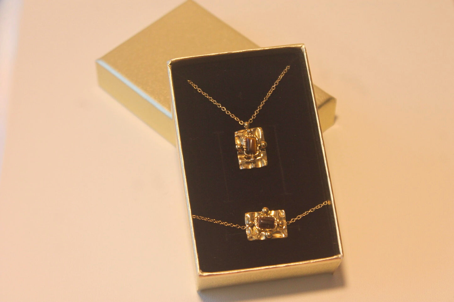Conjunto 'Brown'