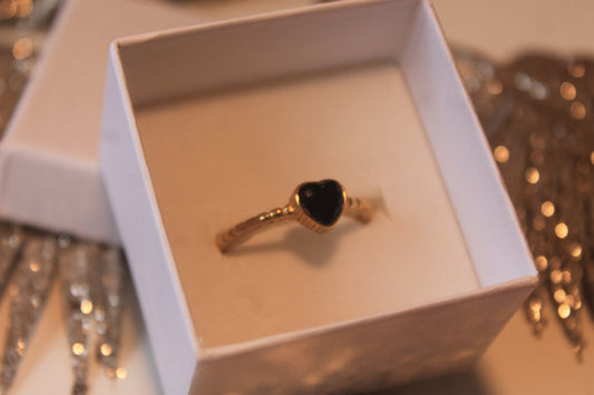 Anel 'Coração Preto'