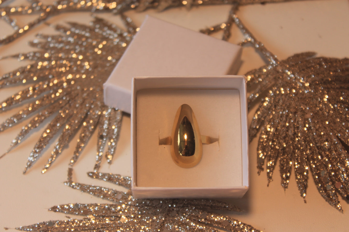 Anel 'Gota'