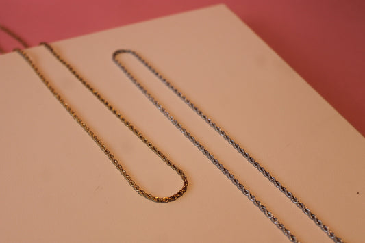 Colar 'Entrançado' Fino