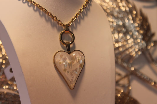 Colar 'Coração Branco'